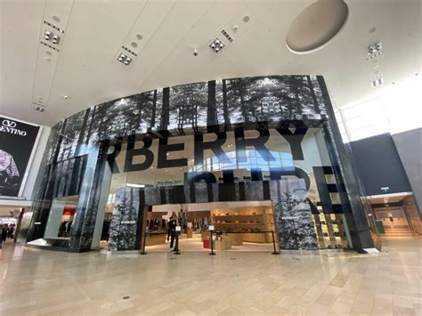 burberry yorkdale review|burberry outlet toronto.